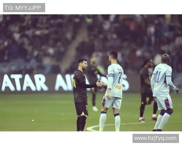 梅西C罗对决足坛传奇巅峰较量谁将书写新时代的足球历史